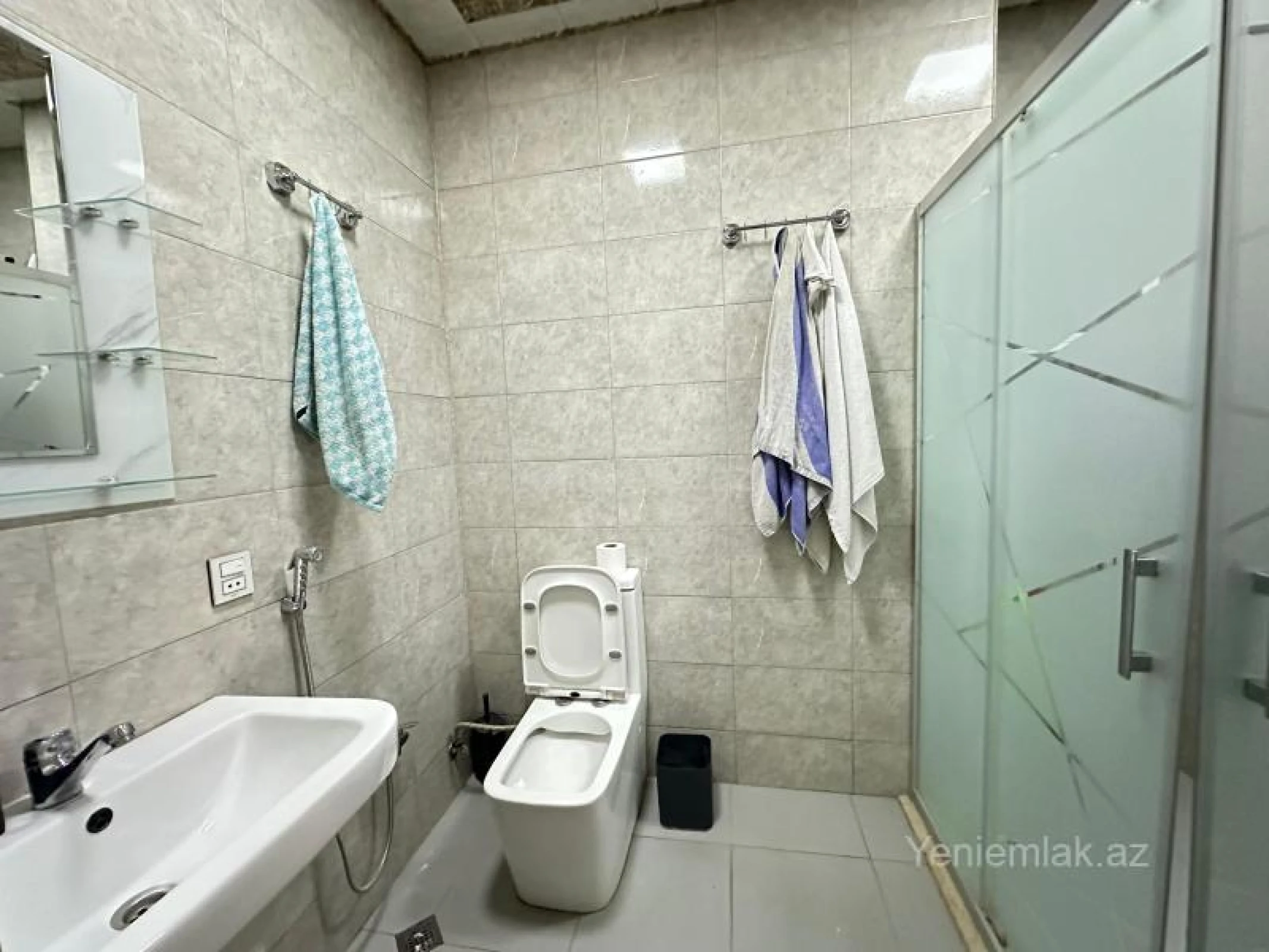 Satılır 2 otaqlı yeni tikili 90 m²