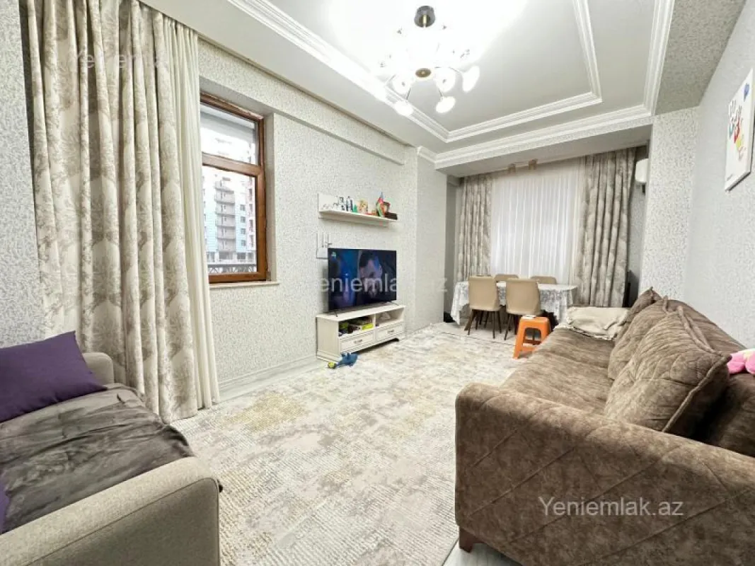 Satılır 2 otaqlı yeni tikili 90 m²