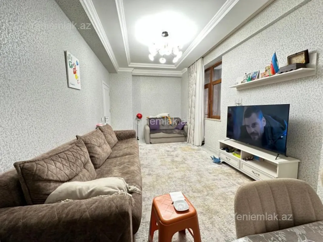 Satılır 2 otaqlı yeni tikili 90 m²