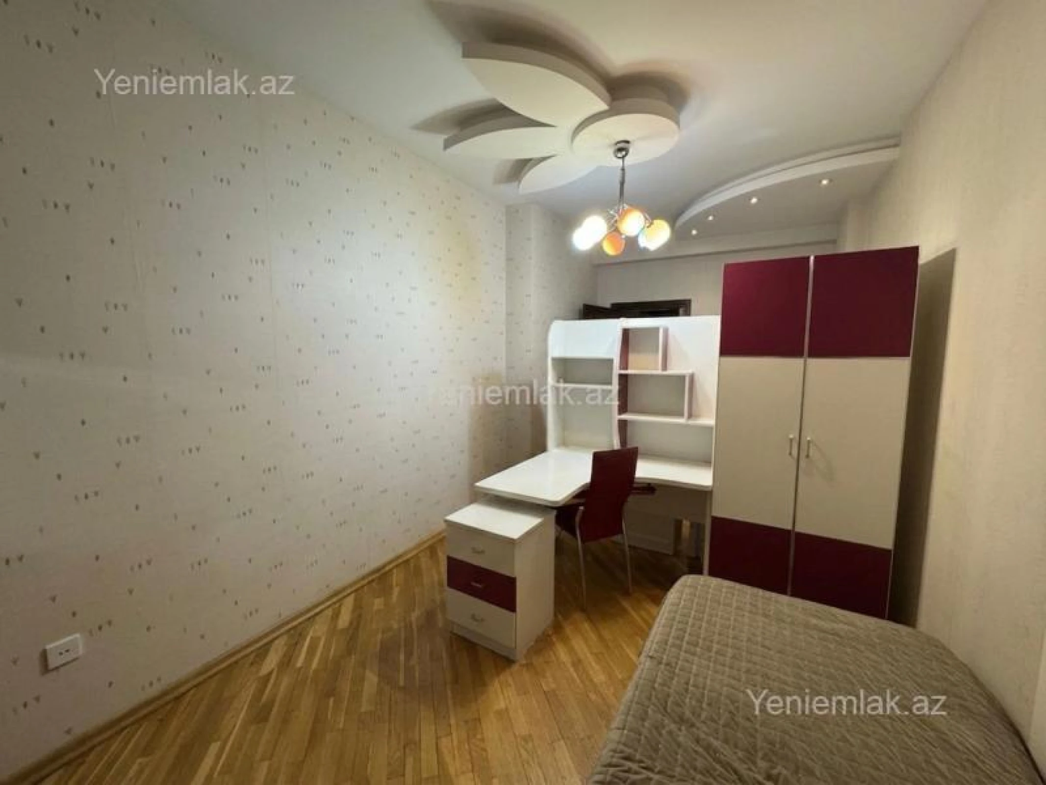 Satılır 3 otaqlı yeni tikili 148 m²