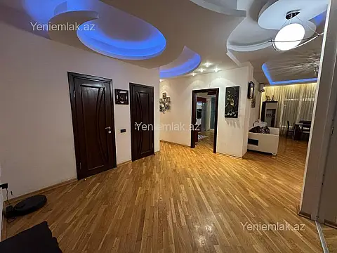 Satılır 3 otaqlı yeni tikili 148 m²