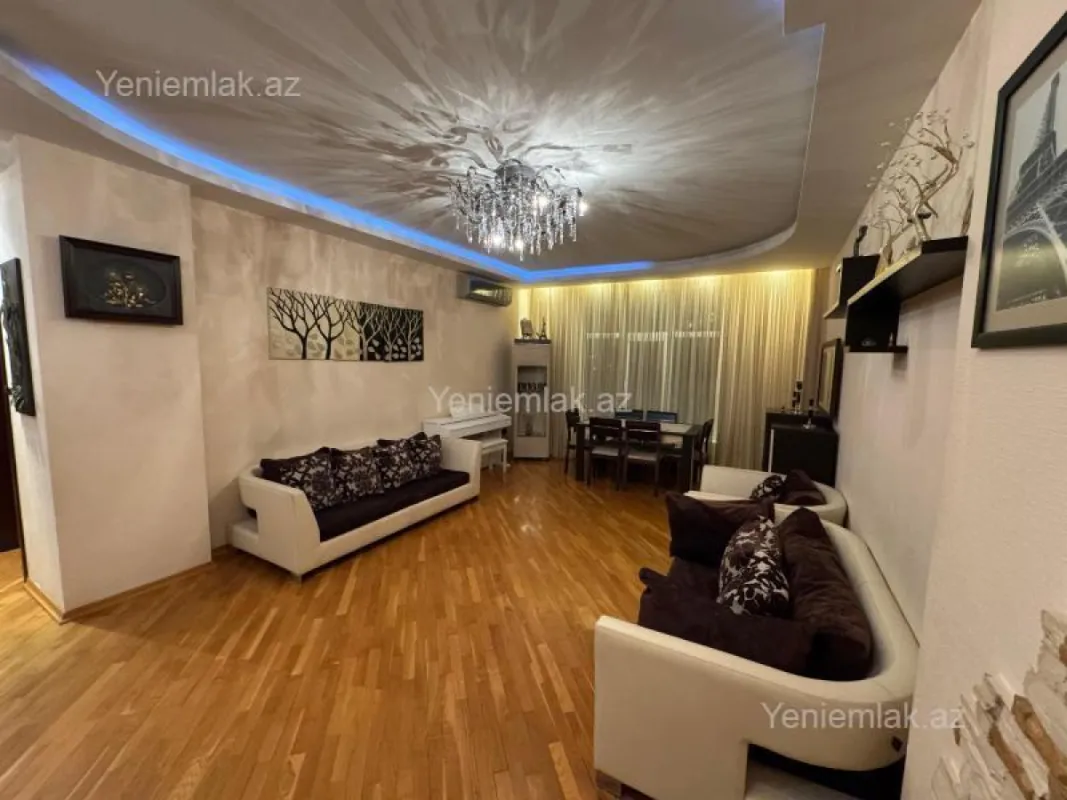 Satılır 3 otaqlı yeni tikili 148 m²