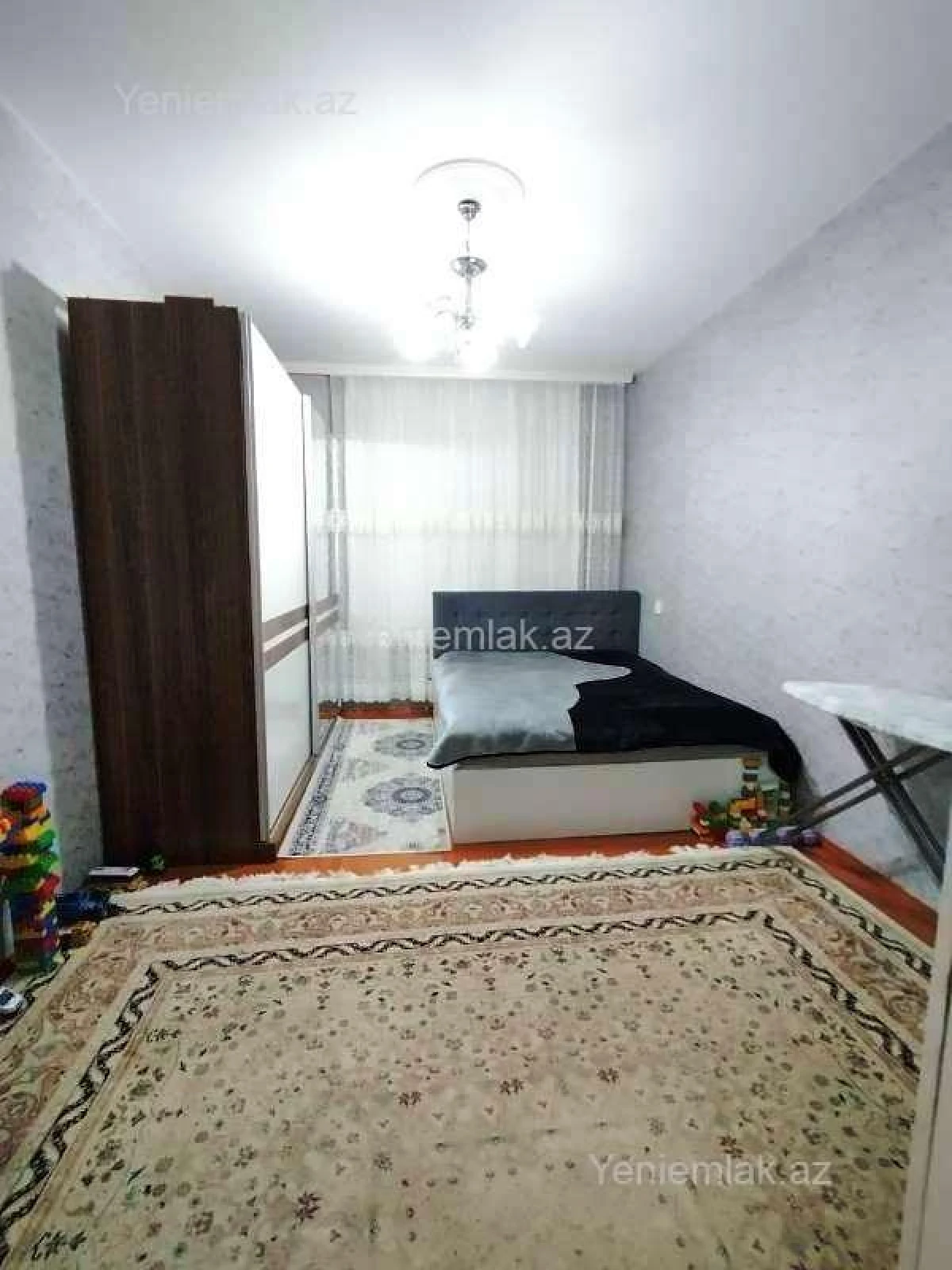 Satılır 2 otaqlı köhnə tikili 60 m²