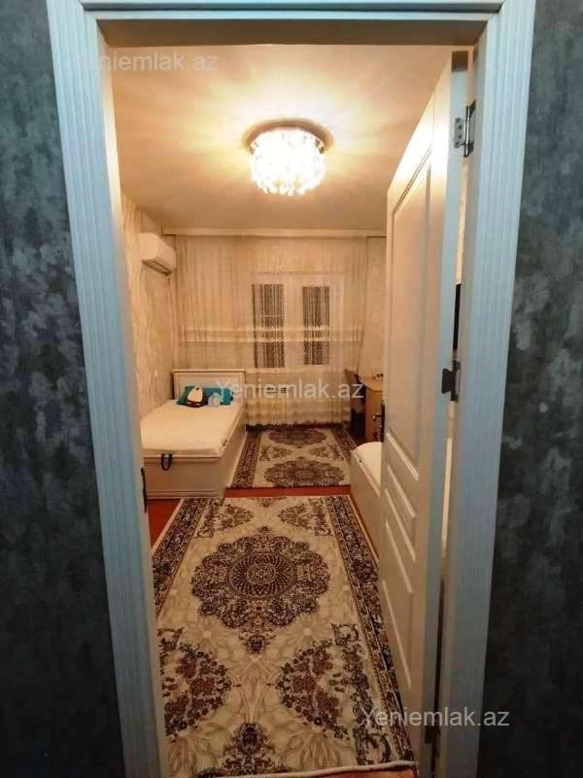 Satılır 2 otaqlı köhnə tikili 60 m²