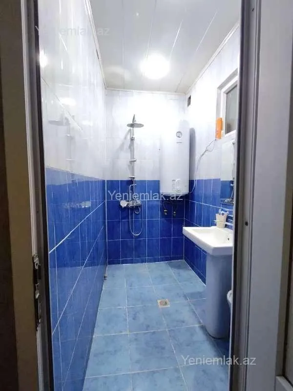 Satılır 2 otaqlı köhnə tikili 60 m²