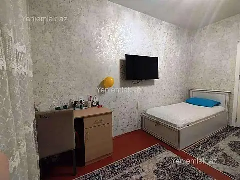 Satılır 2 otaqlı köhnə tikili 60 m²