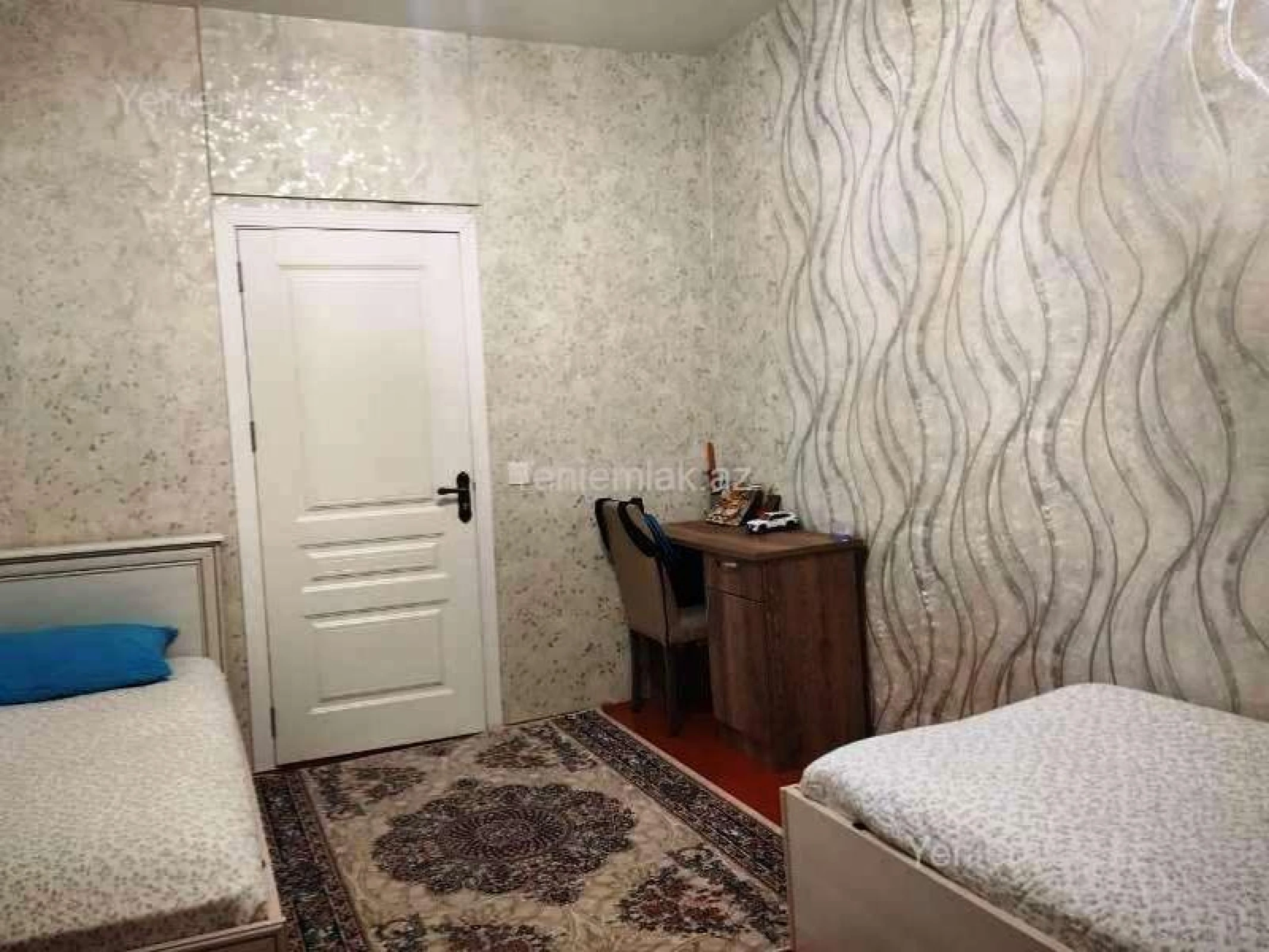 Satılır 2 otaqlı köhnə tikili 60 m²