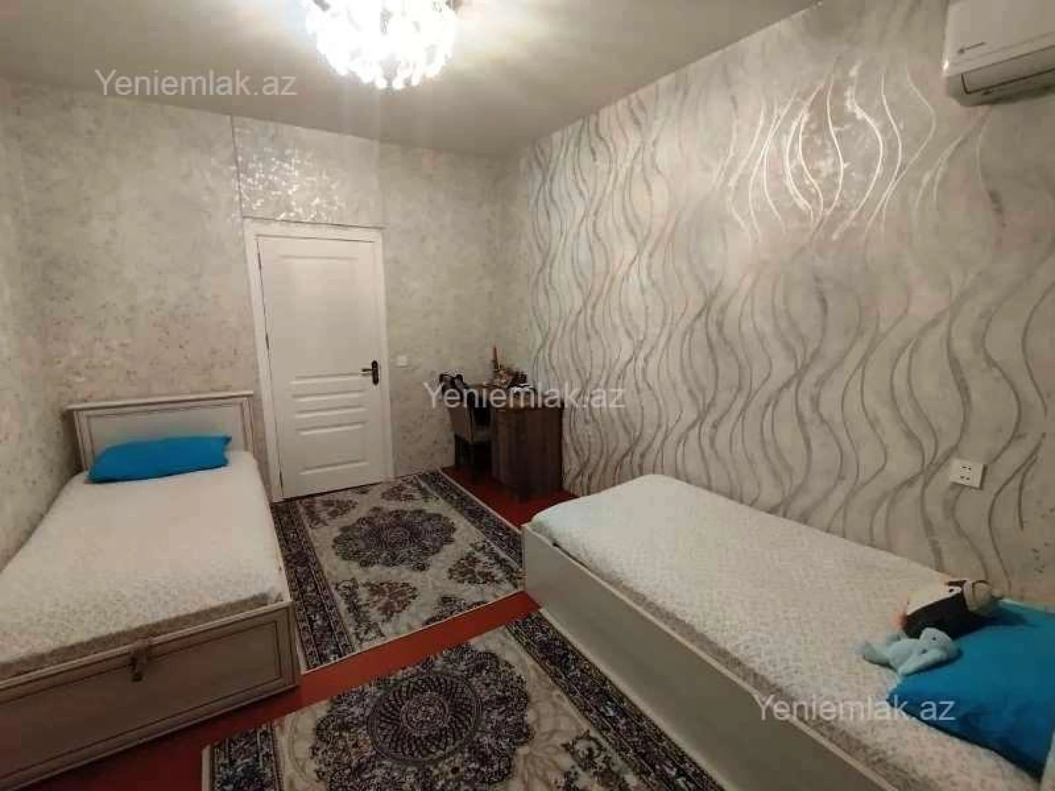 Satılır 2 otaqlı köhnə tikili 60 m²