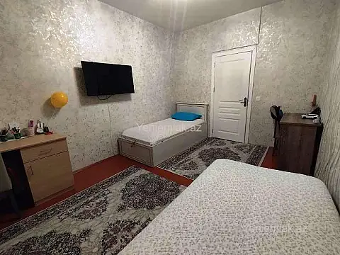 Satılır 2 otaqlı köhnə tikili 60 m²