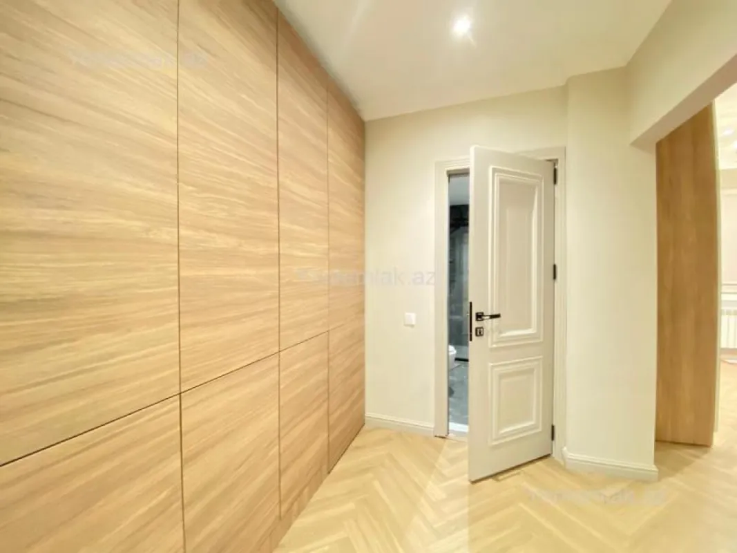 Satılır 3 otaqlı yeni tikili 103 m²