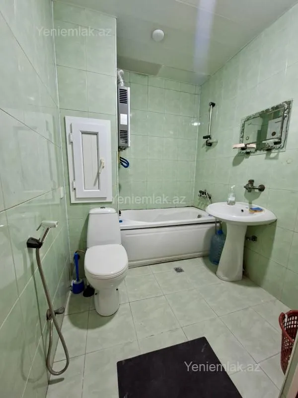 Satılır 1 otaqlı köhnə tikili 35 m²