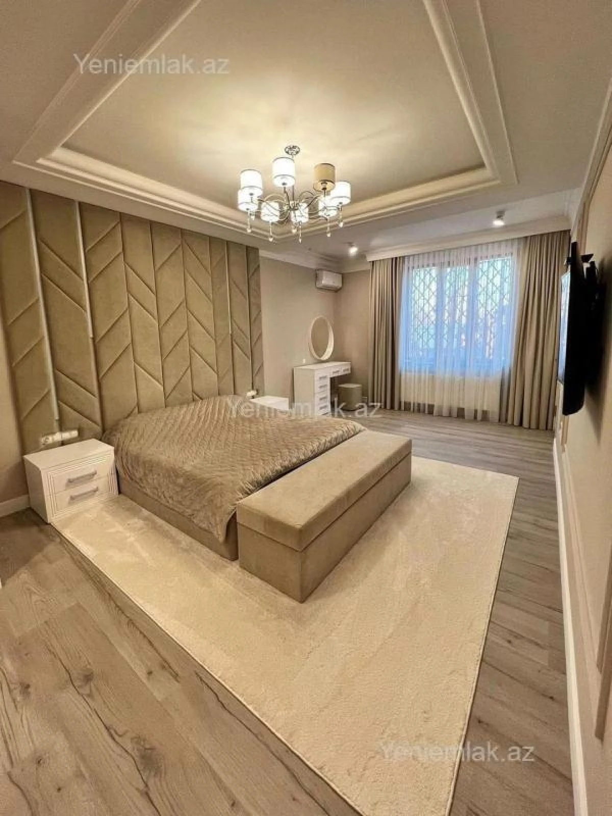 Satılır 4 otaqlı yeni tikili 210 m²