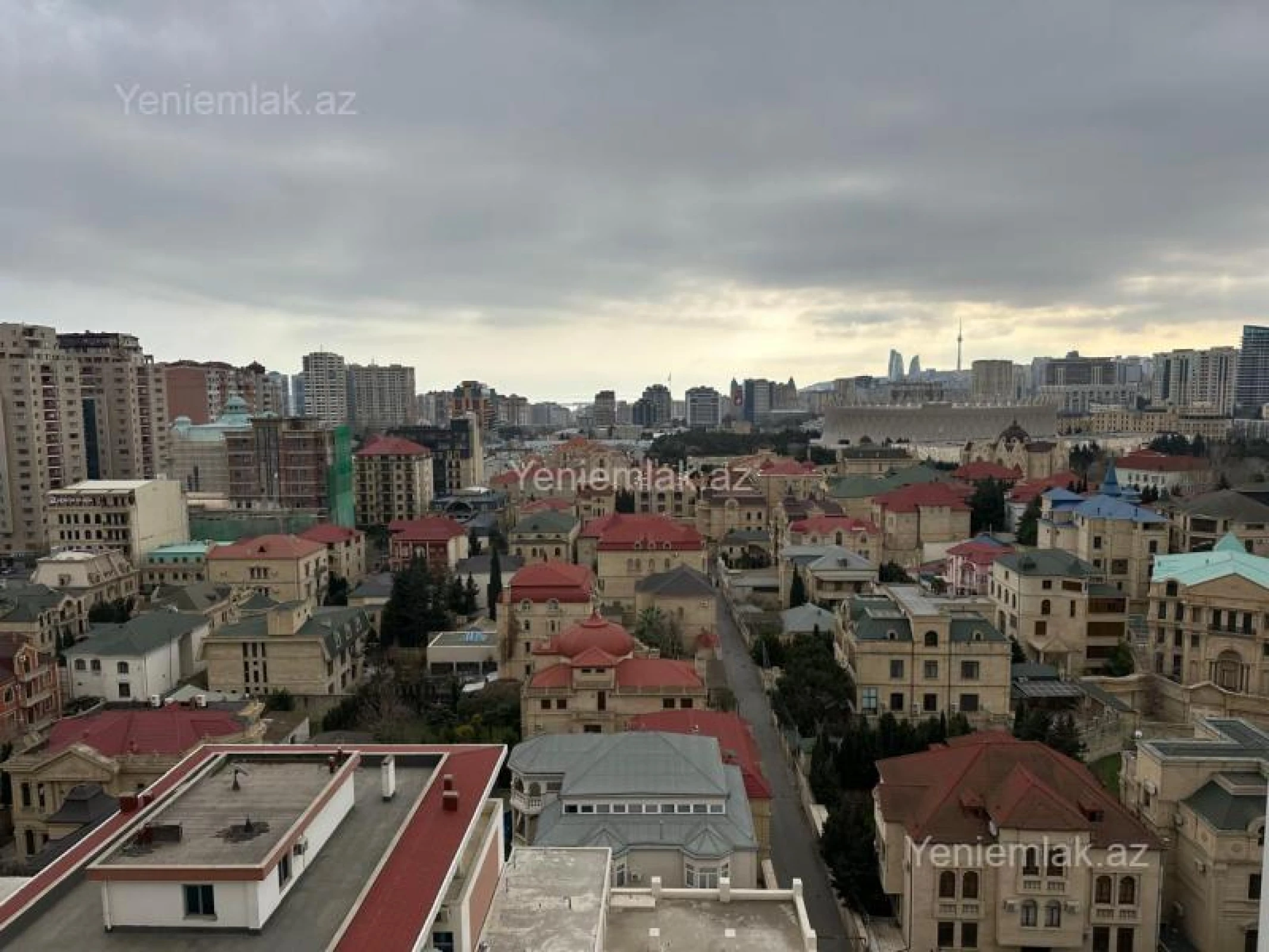 Satılır 3 otaqlı yeni tikili 137 m²