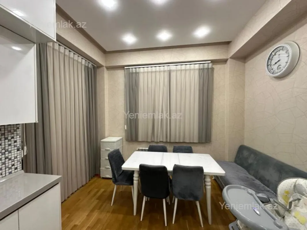 Satılır 3 otaqlı yeni tikili 137 m²