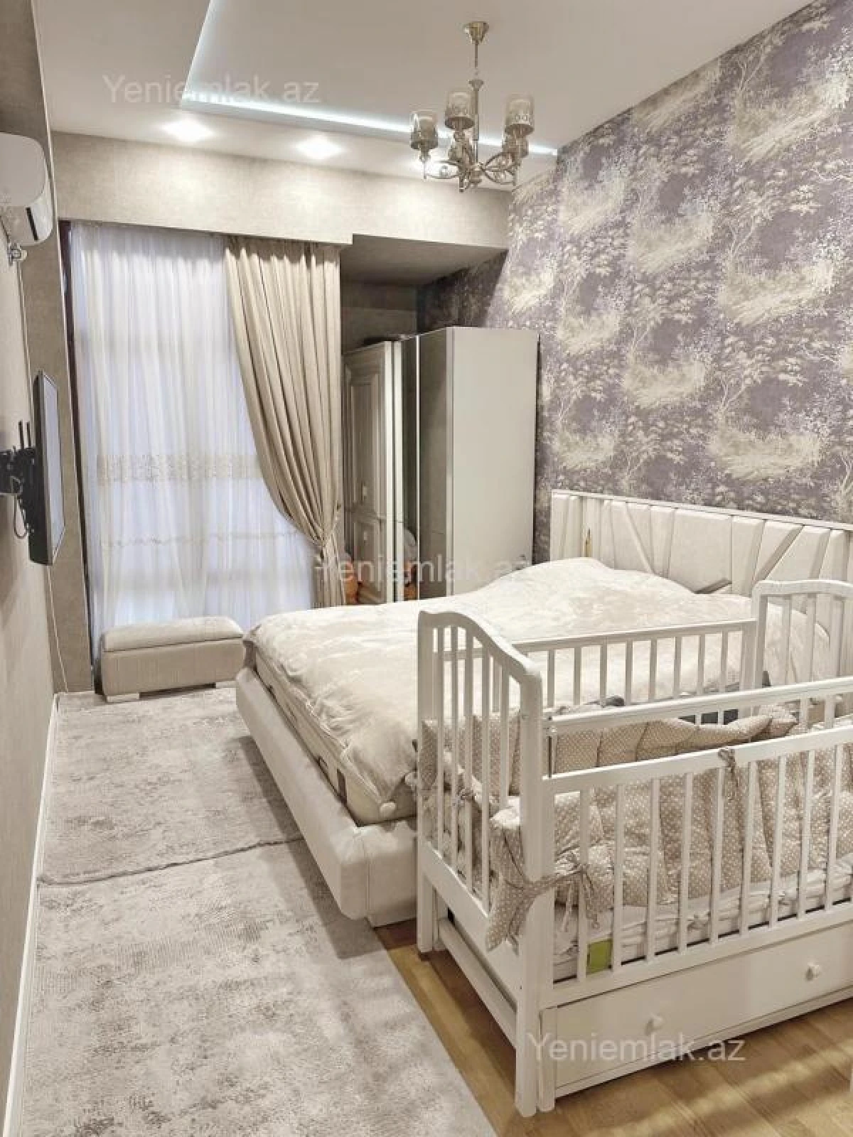 Satılır 3 otaqlı yeni tikili 137 m²