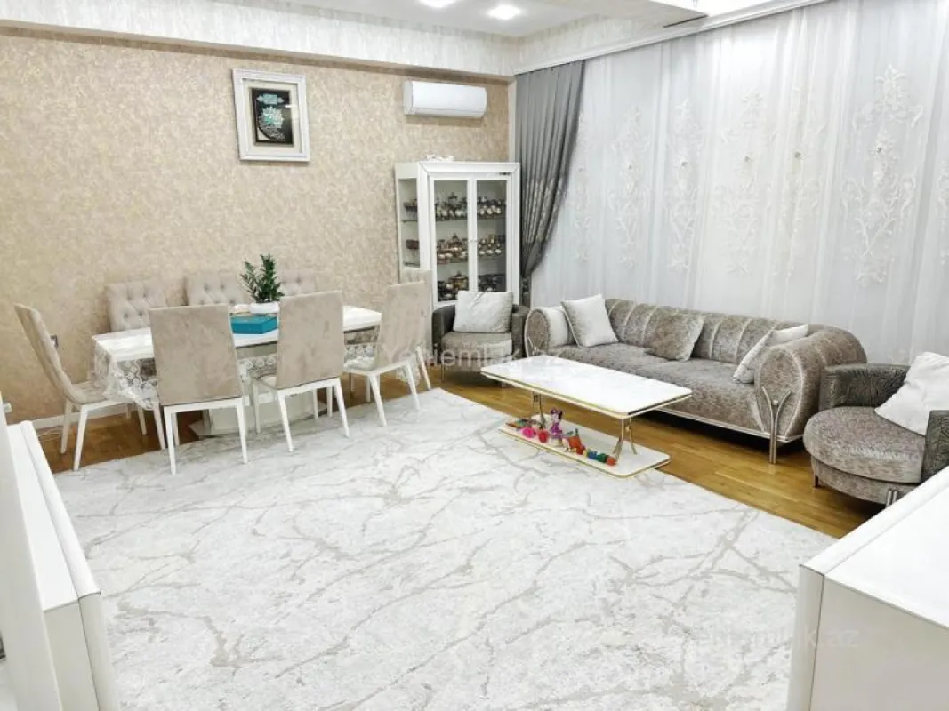 Satılır 3 otaqlı yeni tikili 137 m²