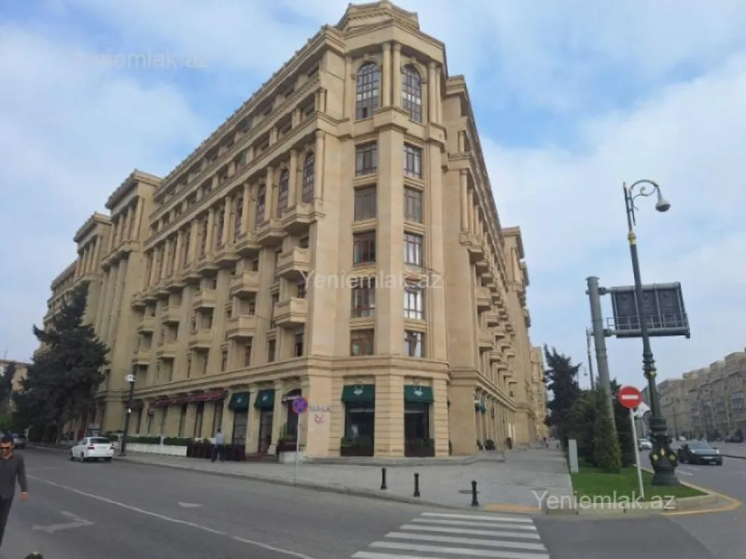 Satılır 2 otaqlı yeni tikili 45 m²