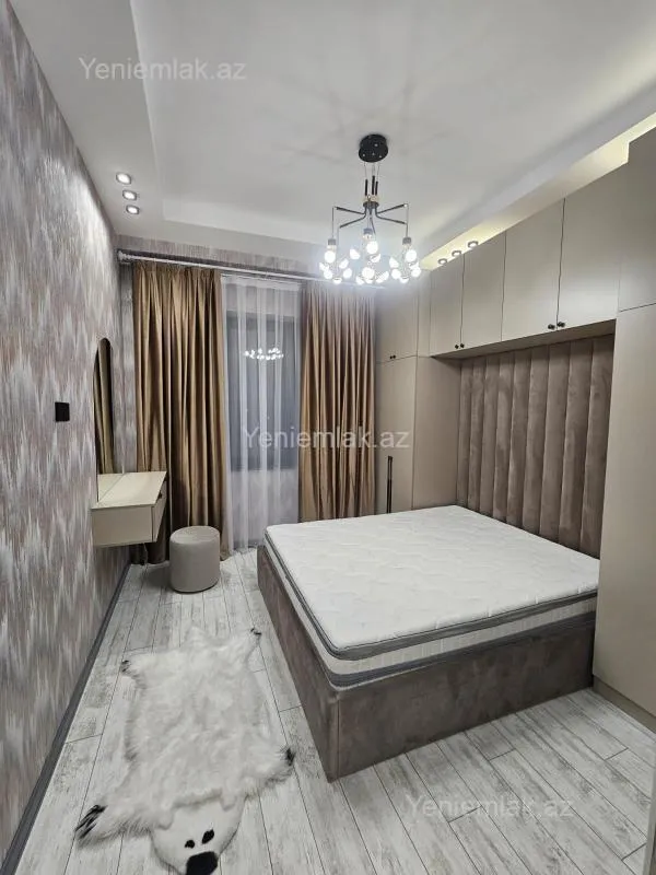 Satılır 3 otaqlı yeni tikili 90 m²