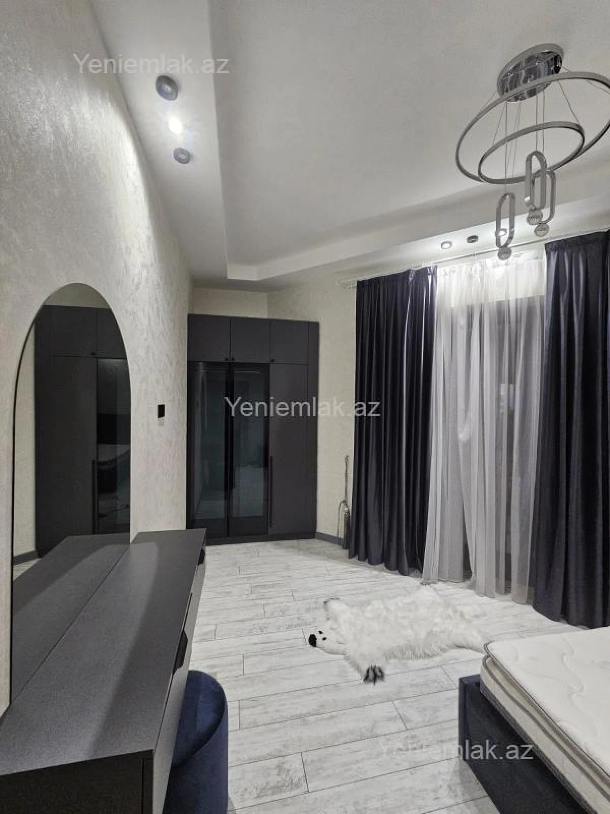 Satılır 3 otaqlı yeni tikili 90 m²