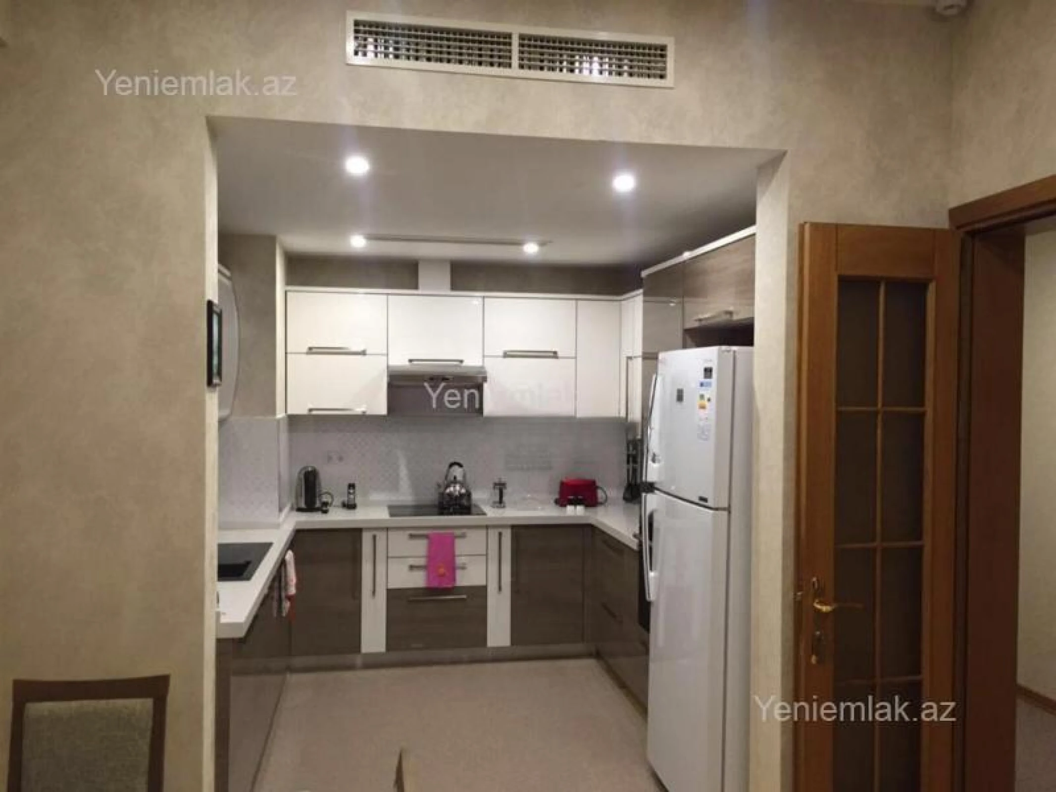 Satılır 2 otaqlı yeni tikili 87 m²