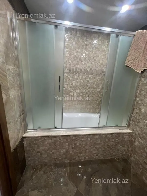 Satılır 2 otaqlı yeni tikili 87 m²