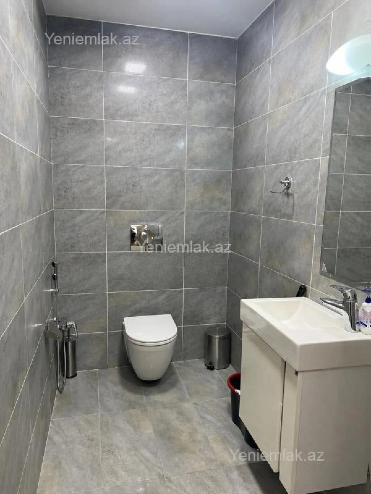 Satılır 2 otaqlı yeni tikili 87 m²