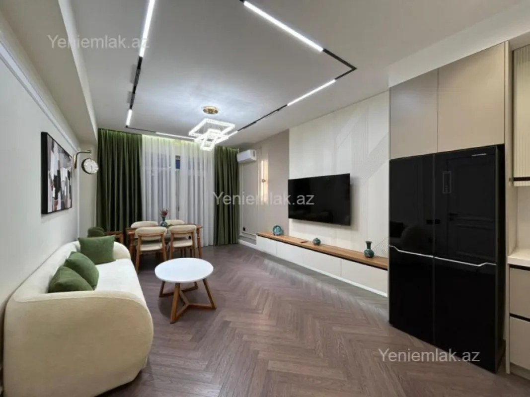 Satılır 3 otaqlı yeni tikili 95 m²