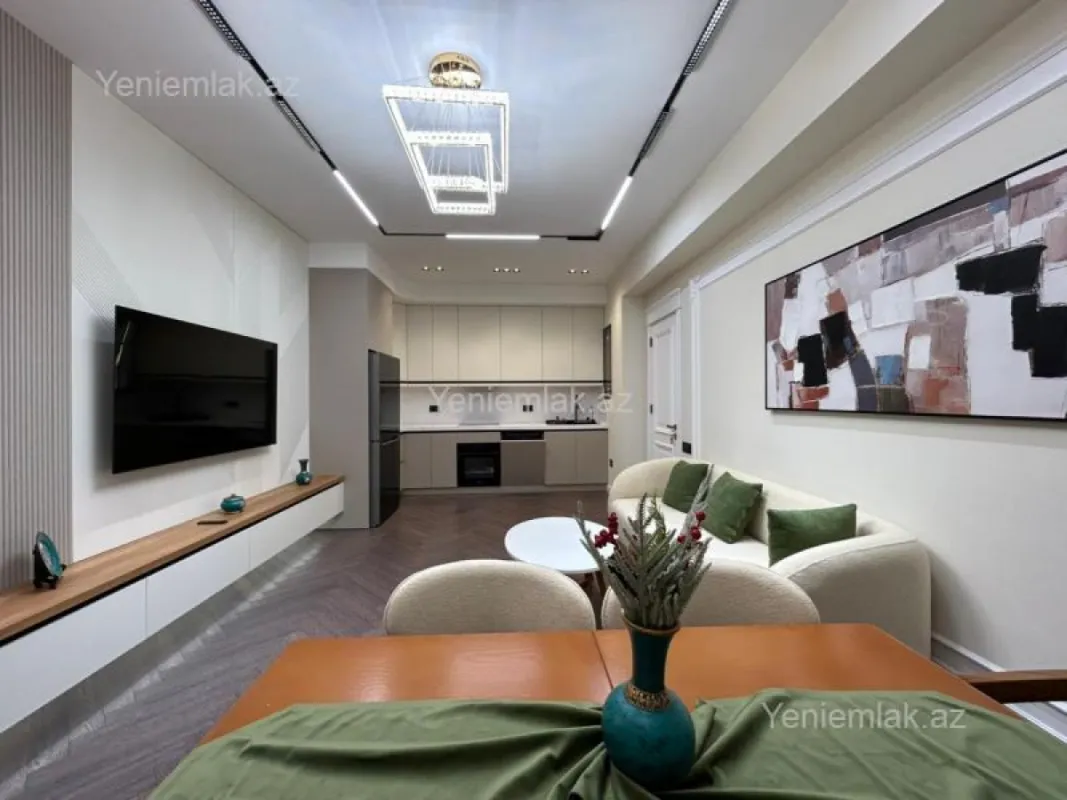Satılır 3 otaqlı yeni tikili 95 m²
