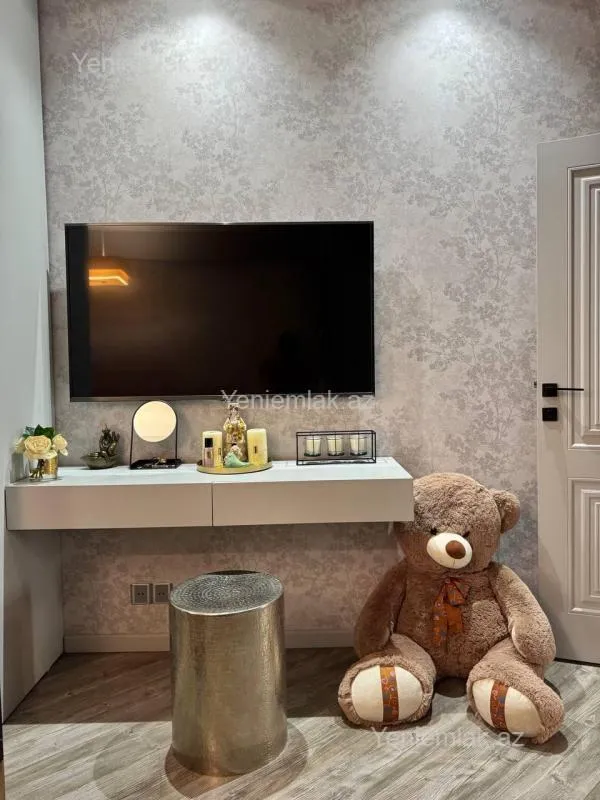 Satılır 2 otaqlı yeni tikili 80 m²