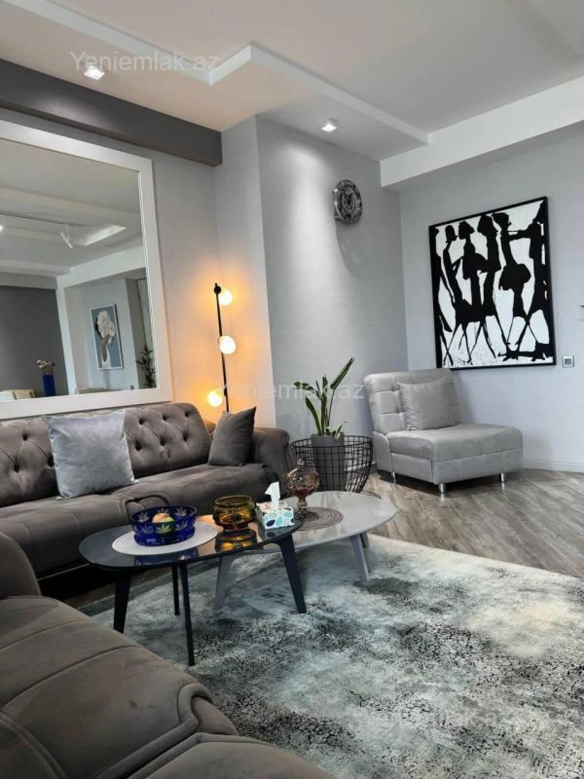 Satılır 2 otaqlı yeni tikili 80 m²