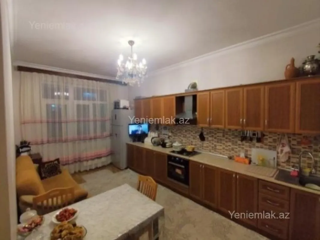Satılır 2 otaqlı yeni tikili 95 m²