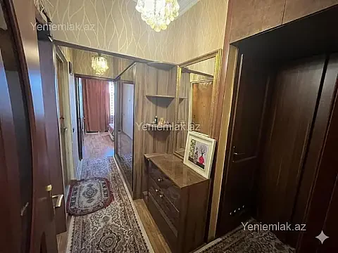 Satılır 3 otaqlı köhnə tikili 90 m²
