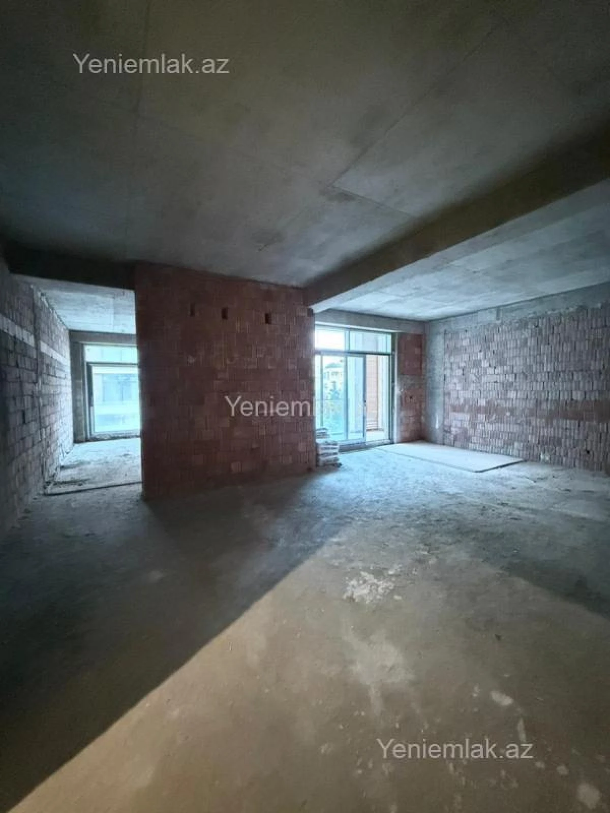 Satılır 2 otaqlı yeni tikili 104 m²