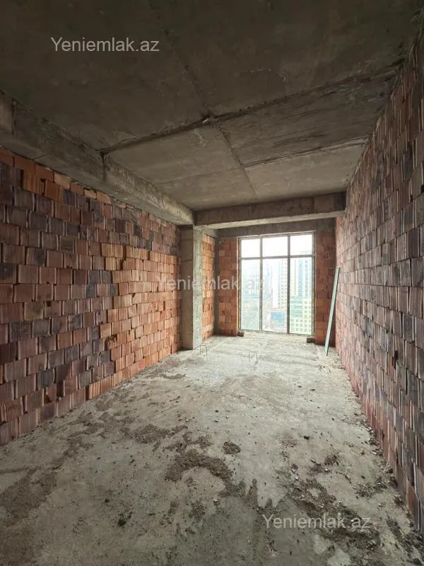 Satılır 3 otaqlı yeni tikili 100 m²