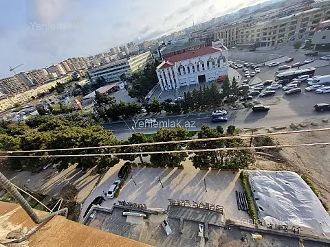 Satılır 2 otaqlı köhnə tikili 80 m²