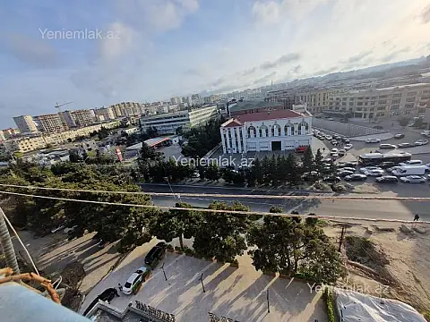 Satılır 2 otaqlı köhnə tikili 80 m²