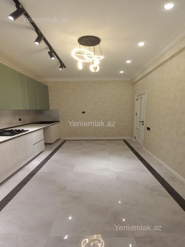 Satılır 3 otaqlı yeni tikili 108 m²