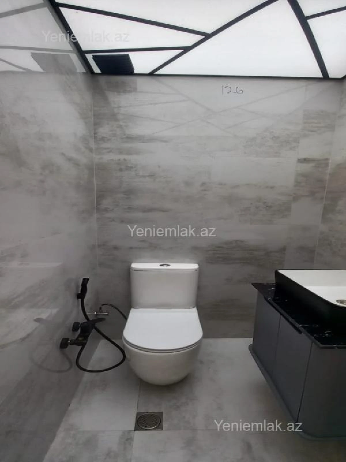 Satılır 3 otaqlı yeni tikili 108 m²
