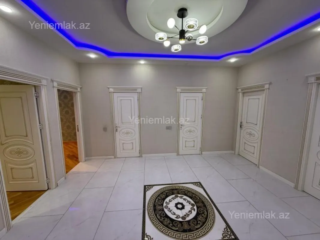 Satılır 9 otaqlı yeni tikili 135 m²