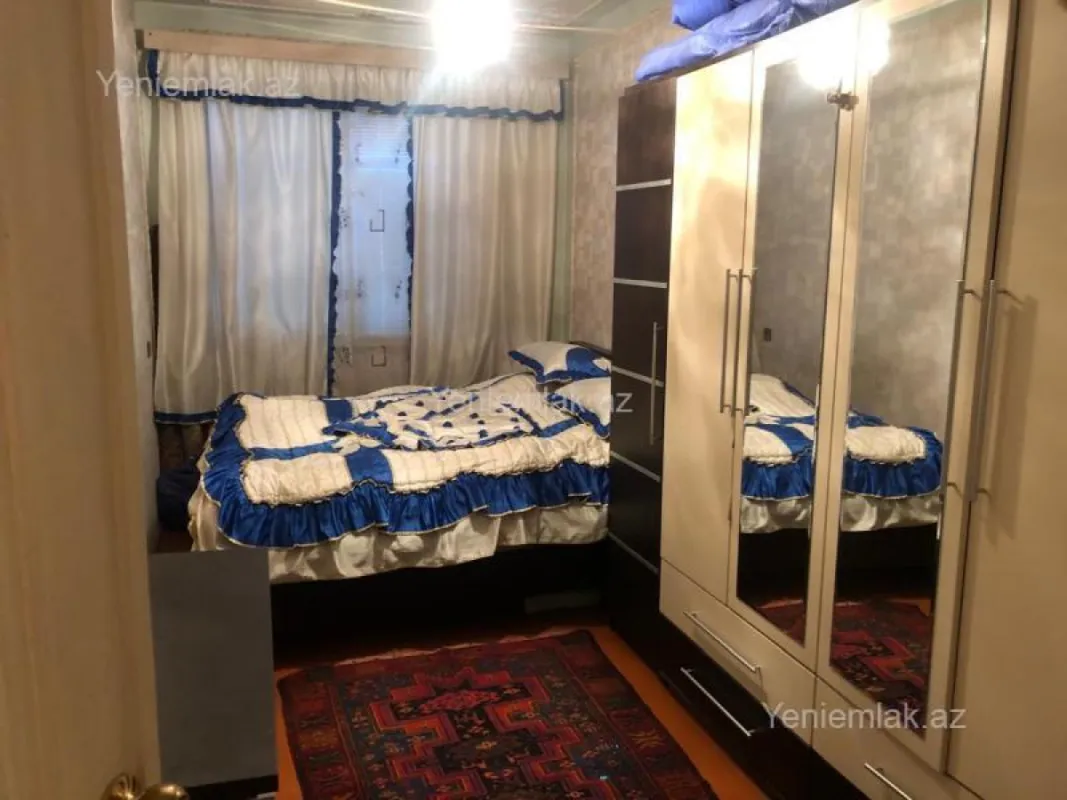 Satılır 3 otaqlı köhnə tikili 70 m²