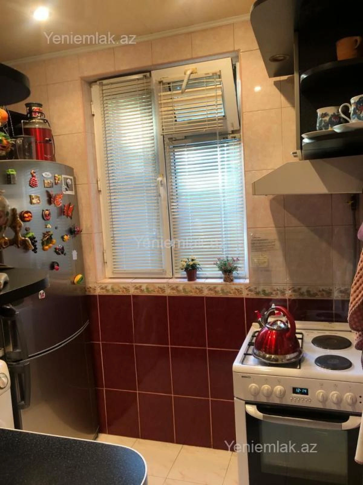Satılır 3 otaqlı köhnə tikili 70 m²