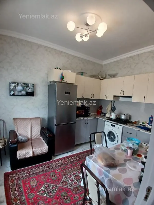 Satılır 4 otaqlı həyət evi 150 m²