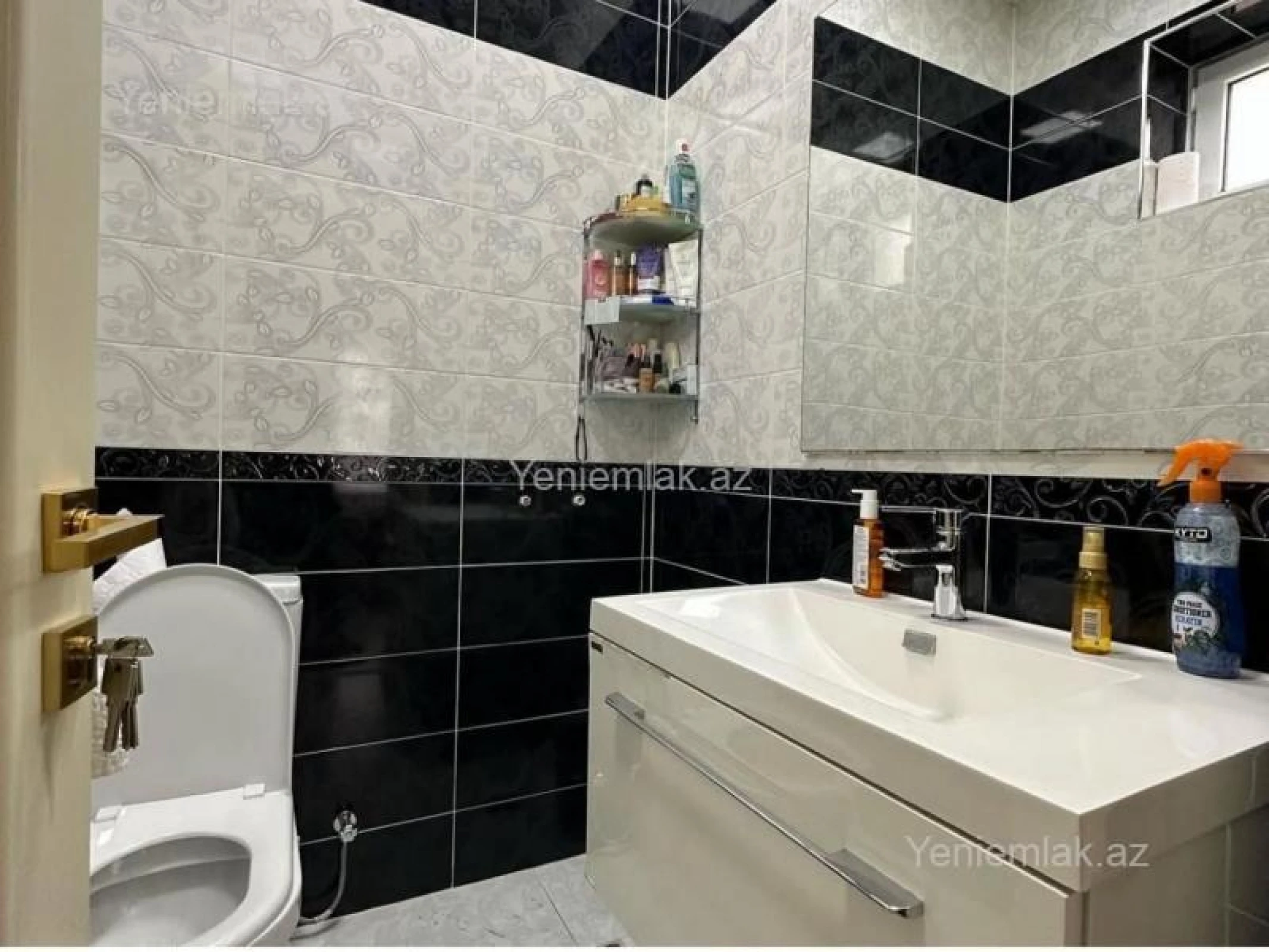 Satılır 7 otaqlı həyət evi 410 m²