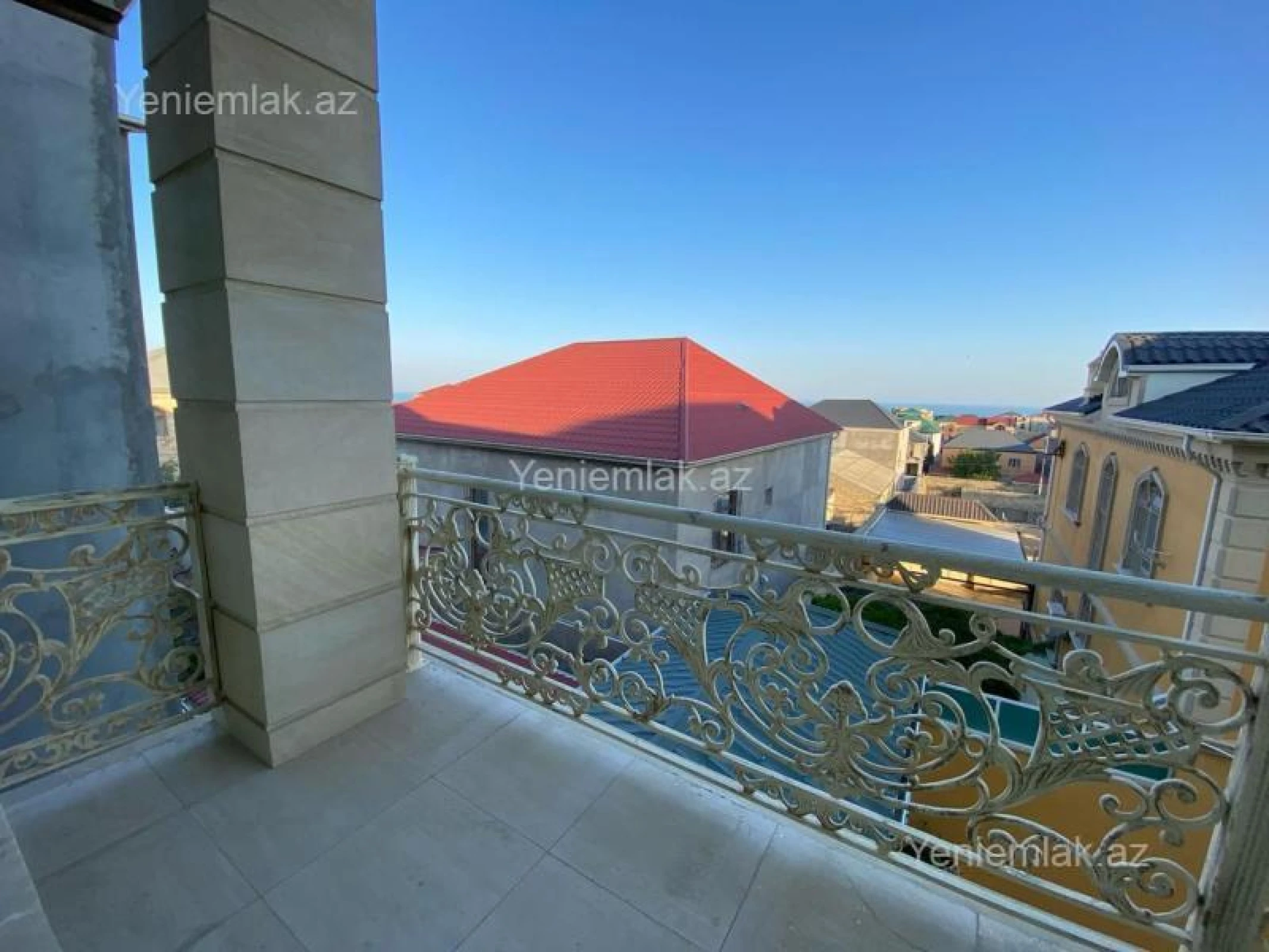 Satılır 7 otaqlı həyət evi 410 m²