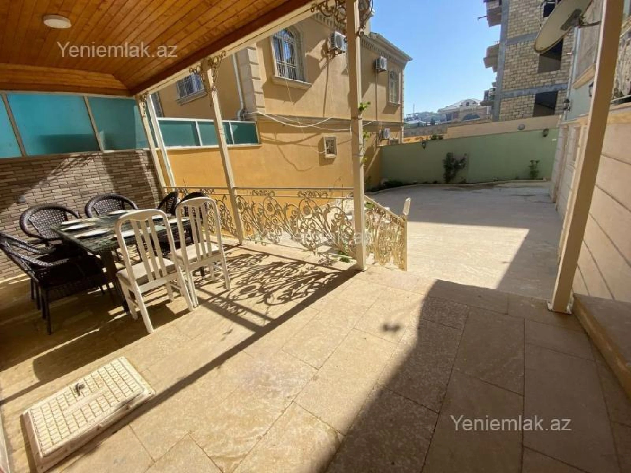 Satılır 7 otaqlı həyət evi 410 m²