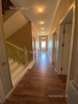 Satılır 7 otaqlı həyət evi 410 m²