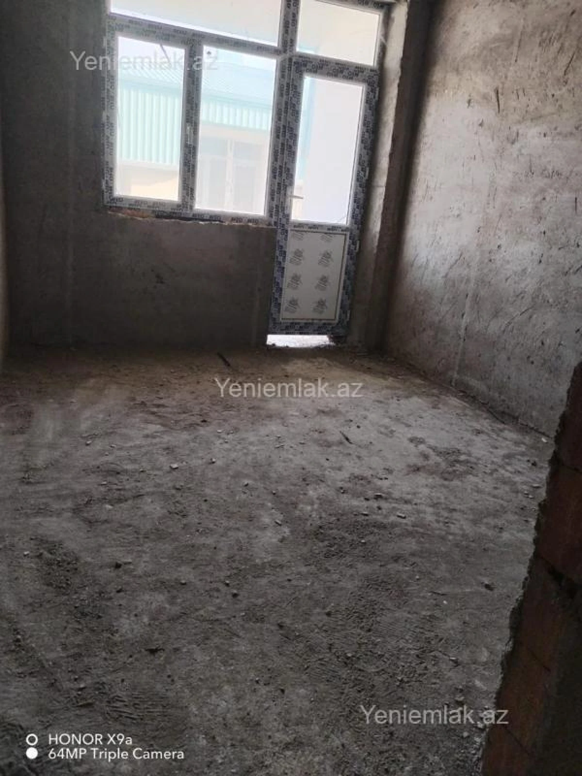 Satılır 2 otaqlı yeni tikili 60 m²