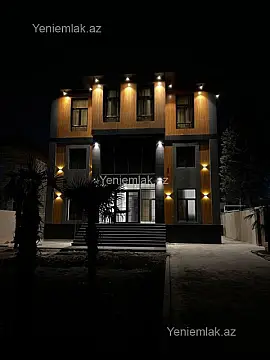 Satılır 8 otaqlı həyət evi 800 m²