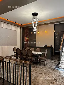 Satılır 8 otaqlı həyət evi 800 m²