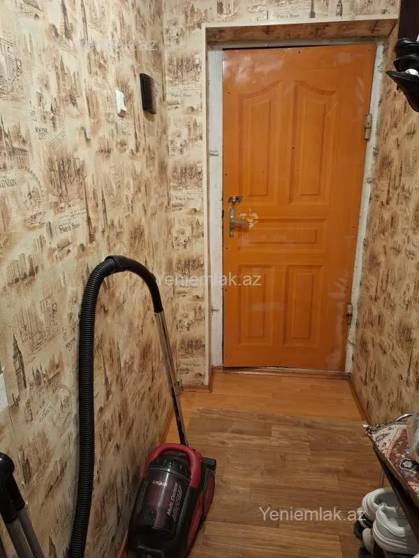 Satılır 2 otaqlı köhnə tikili 55 m²